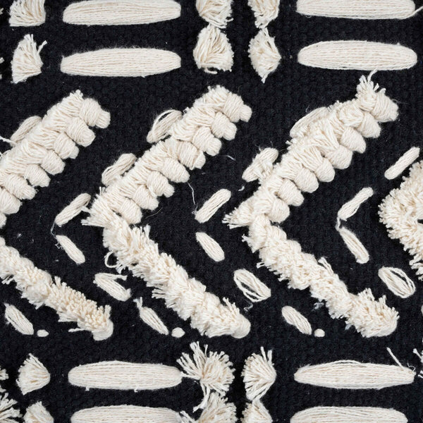 Mariel Cotton Pouf Model: TOV-OC18251